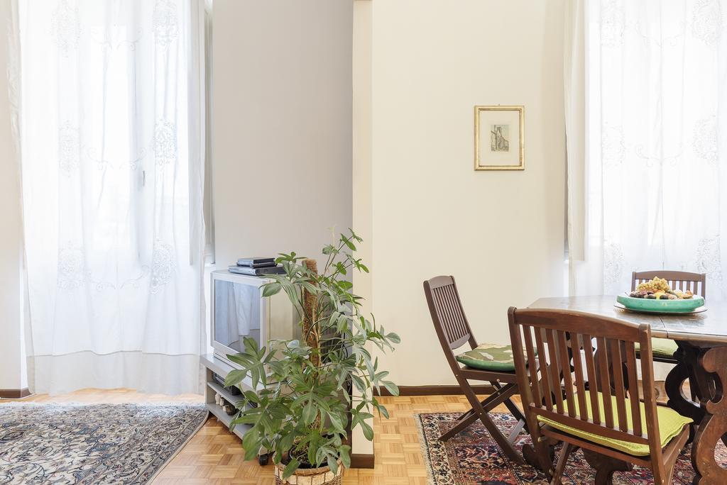 Flower'S Market Apartment - Charme Holidays โรม ภายนอก รูปภาพ
