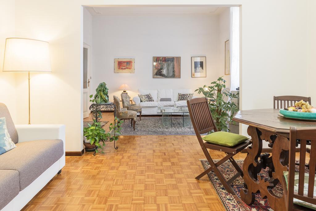 Flower'S Market Apartment - Charme Holidays โรม ภายนอก รูปภาพ
